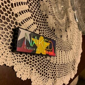 Urban Decay Naked Palette with Bold Multicolor Design Metal Mania